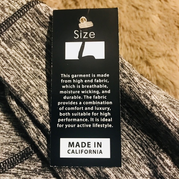 ‼️SOLD OUT‼️ Side Pocket Dark Leggings ❣️ - Picture 5 of 6